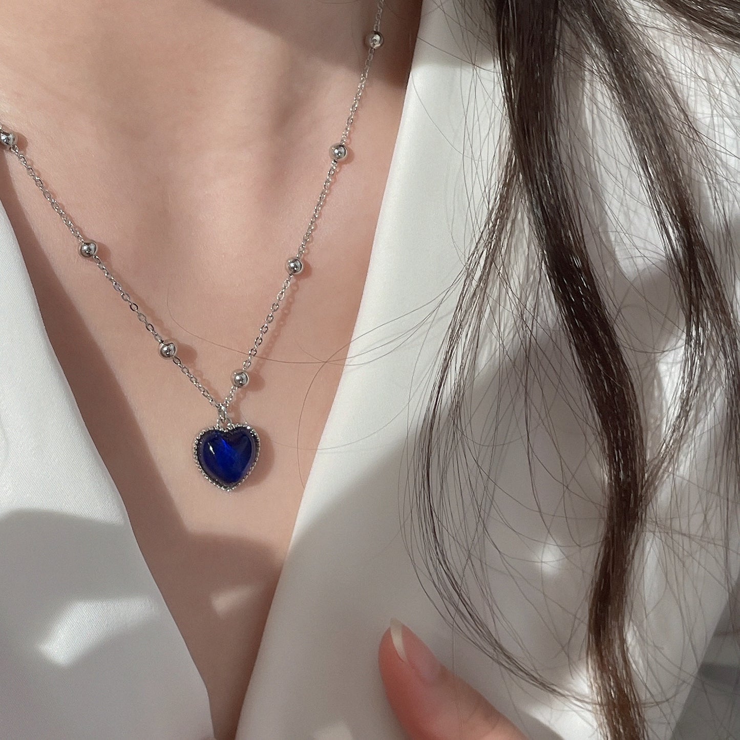 GUFTM New Creative Mood Necklace Color Change Emotion Feeling Temperature Control Heart Pendant Metal Chain Jewelry for Girl