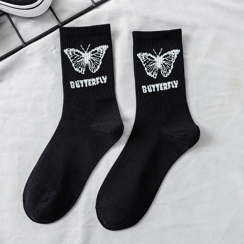 Women Korea Funny Socks Long Socks Black Cool Socks Harajuku Hip Hop Cotton Skateboard Socks Men New Trend Daisy Socks Men