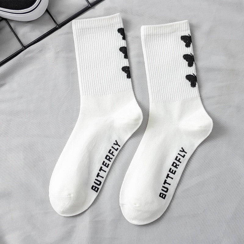 Women Korea Funny Socks Long Socks Black Cool Socks Harajuku Hip Hop Cotton Skateboard Socks Men New Trend Daisy Socks Men