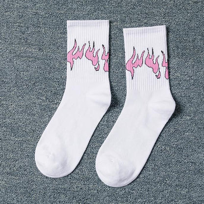 Women Korea Funny Socks Long Socks Black Cool Socks Harajuku Hip Hop Cotton Skateboard Socks Men New Trend Daisy Socks Men