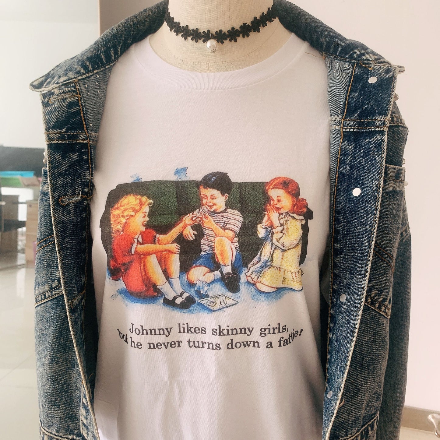 sunfiz Kawaii The Kitten Club Women T Shirt Streetwear White Cotton Short Sleeve Femme Oversized Graphic Tee Cute Grunge Tops
