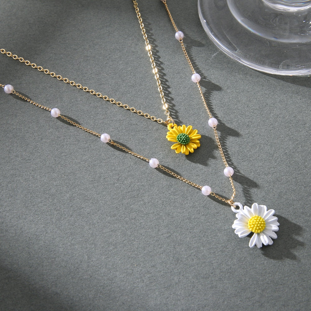 Gold Color Layered Flower Pendant Necklace Women Bohemian Small Daisy Pearl Chain Collar Necklace Female Jewelry Gifts