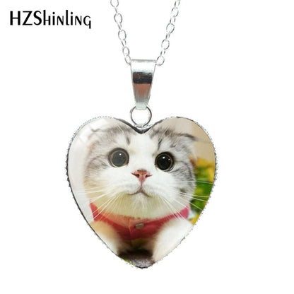 Cartoon Cats Patten Heart Shaped Glass Dome Necklace Fashion Cute Animal Handmade Crafts Jewelry