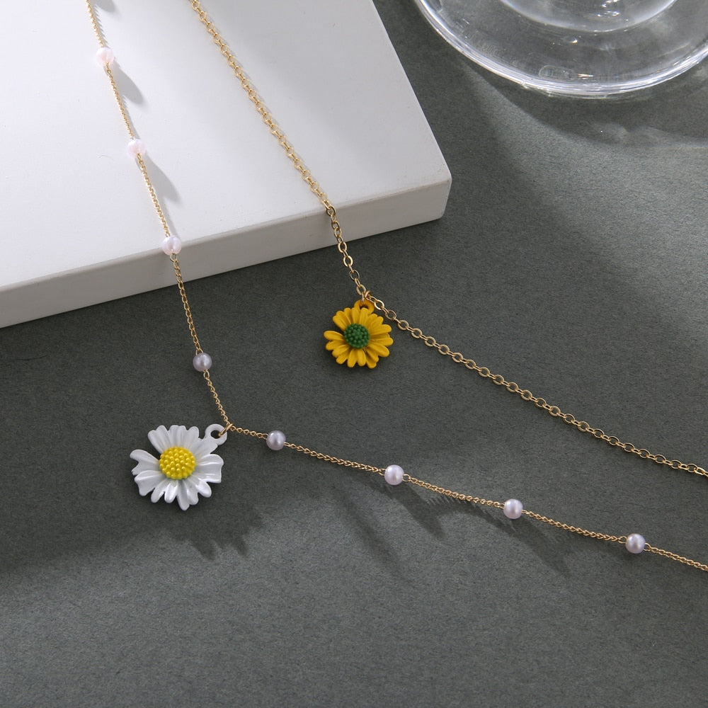 Gold Color Layered Flower Pendant Necklace Women Bohemian Small Daisy Pearl Chain Collar Necklace Female Jewelry Gifts