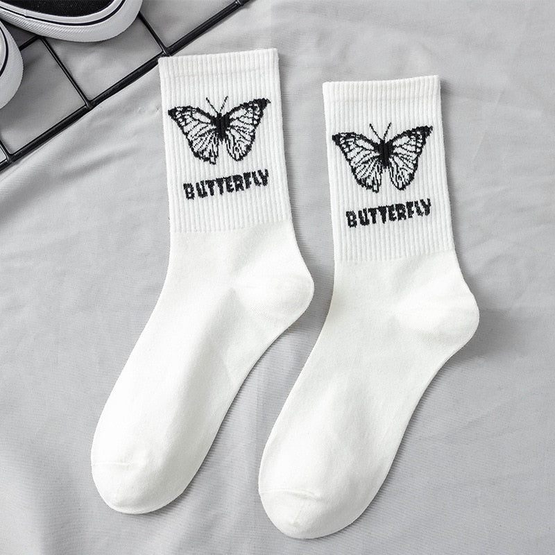 Women Korea Funny Socks Long Socks Black Cool Socks Harajuku Hip Hop Cotton Skateboard Socks Men New Trend Daisy Socks Men