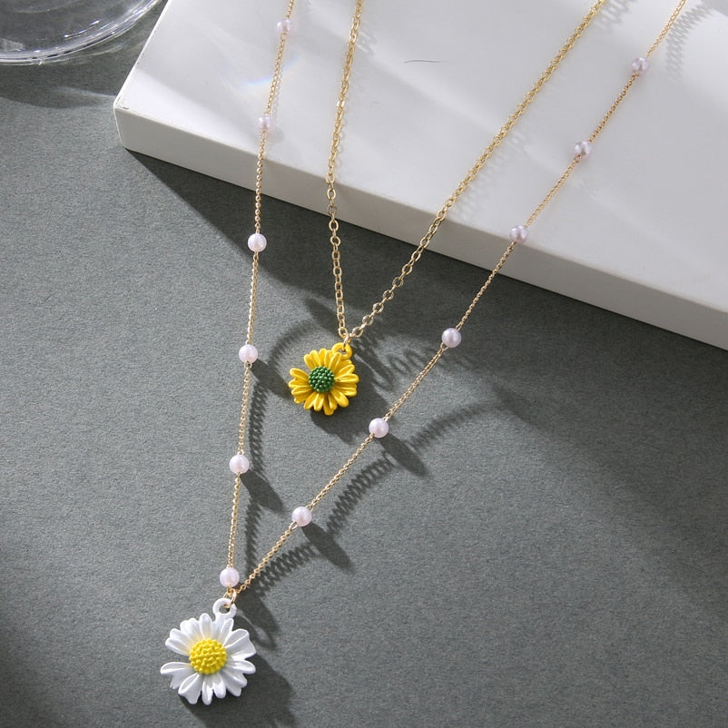 Gold Color Layered Flower Pendant Necklace Women Bohemian Small Daisy Pearl Chain Collar Necklace Female Jewelry Gifts