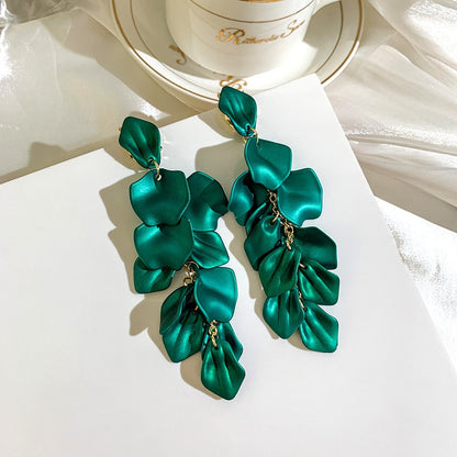 New Arrival Vintage Women Dangle Earrings Rose Petal Long Tassel Earrings Female Korean Jewelry Red Earrings