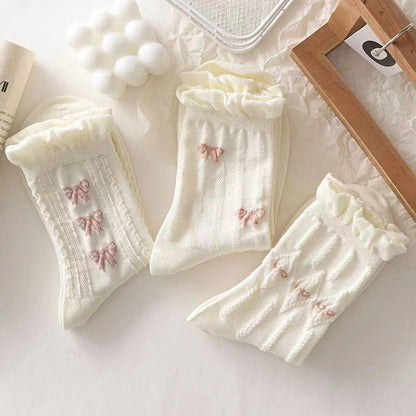 Simple White Socks Versatile Lovely Bowknot Small Flowers Women's Medium Tube Socks kawaii Harajuku jk Lolita Girls Cotton Socks