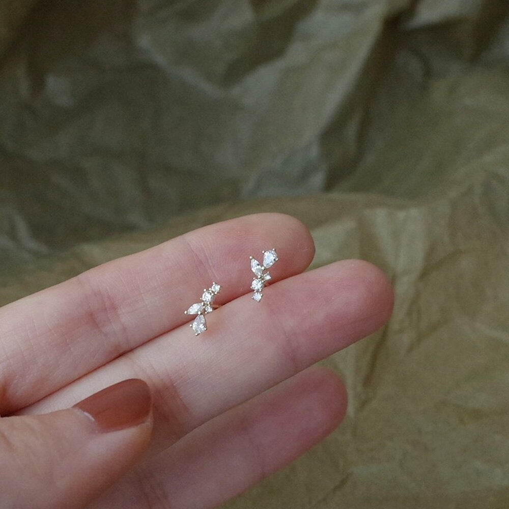 Fashion Astronaut Star Moon Stud Earrings Women Silver Color Zircon Asymmetric Lovely Mini Ear Pierced Studs Party Jewelry Gifts
