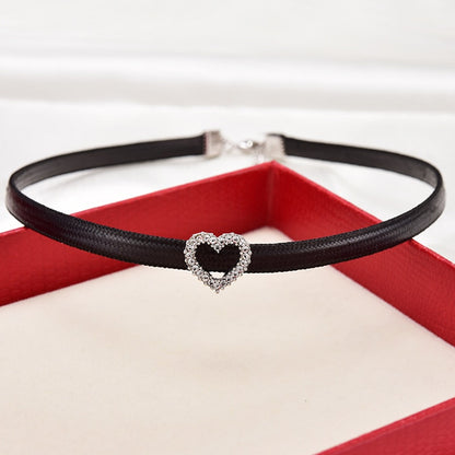 Glitter Zircon Geometric Pendant Choker Black Leather Short Necklace for Women Temperament Aesthetic Jewelry Accessories
