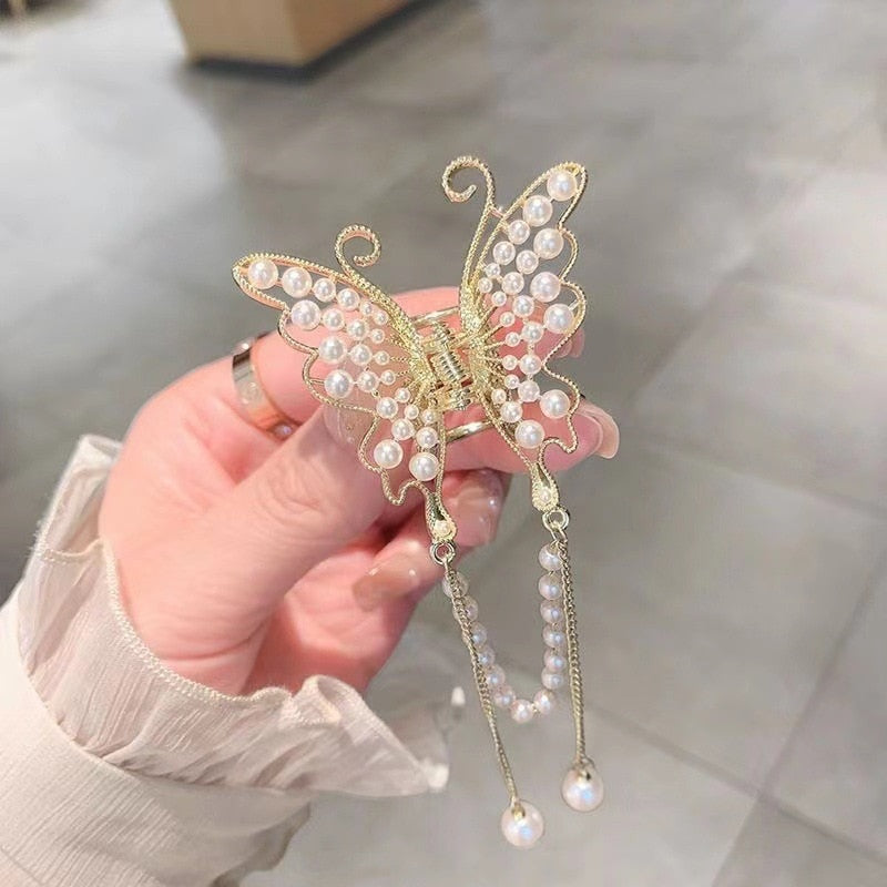New Female Butterfly Pearl Tassel Hair Claw Rhinestone Clip Korean Simple Shark Ponytail Crab Clip Girls Hair Accessories