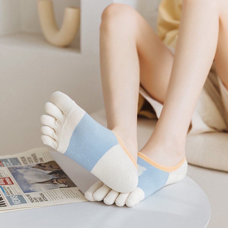 Five finger socks Summer thin breathable hollow cartoon cute Japanese invisible boat socks Split toe female socks