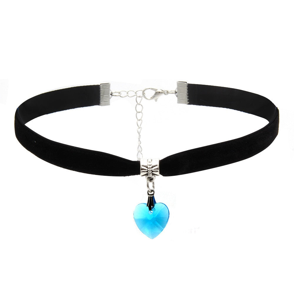 Retro Vintage Gothic Chocker Harajuku Love Heart Chokers Goth Black Velvet Heart Crystal Pendant Choker Necklace