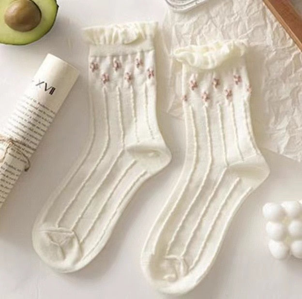 Simple White Socks Versatile Lovely Bowknot Small Flowers Women's Medium Tube Socks kawaii Harajuku jk Lolita Girls Cotton Socks