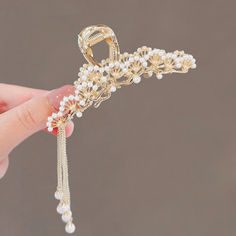 New Classical Orchid Pearl Tassel Grab Clip Ladies Ponytail Clip Flower Shark Clip Girl Elegant Headwear Accessories