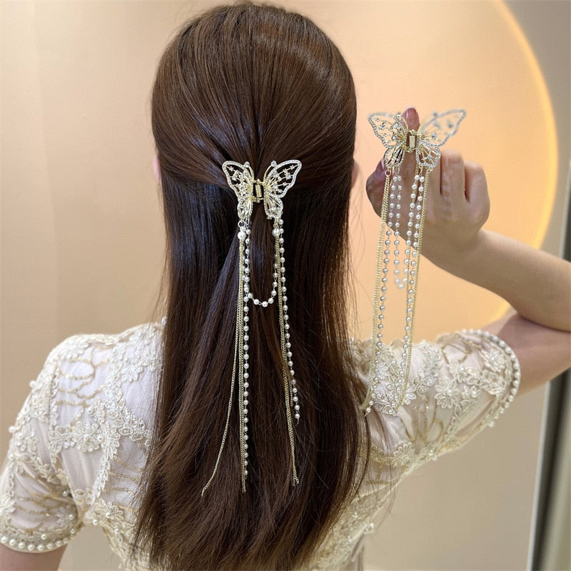 New Female Butterfly Pearl Tassel Hair Claw Rhinestone Clip Korean Simple Shark Ponytail Crab Clip Girls Hair Accessories