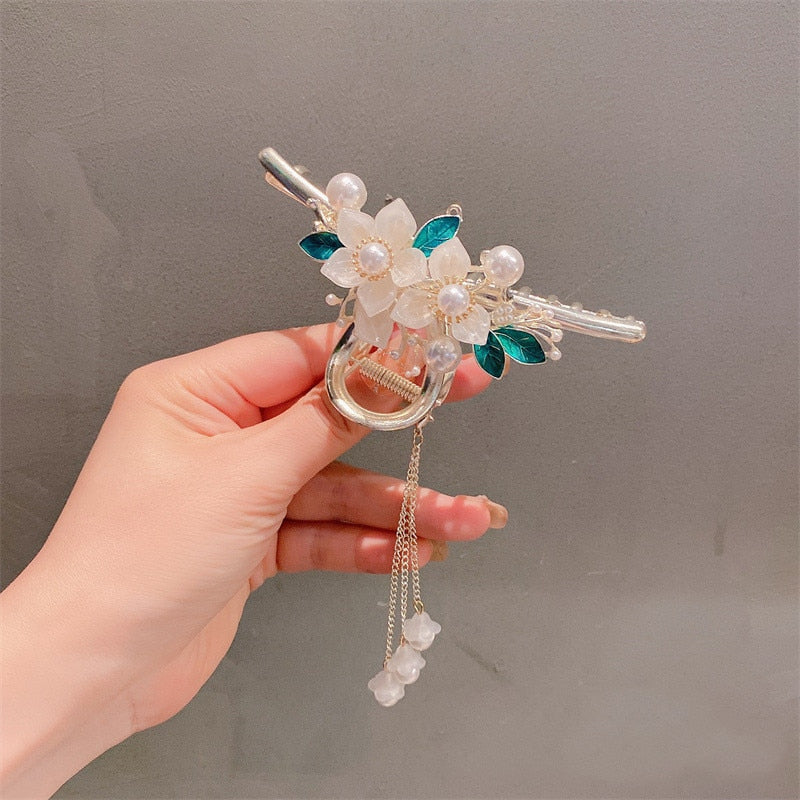 New Classical Orchid Pearl Tassel Grab Clip Ladies Ponytail Clip Flower Shark Clip Girl Elegant Headwear Accessories