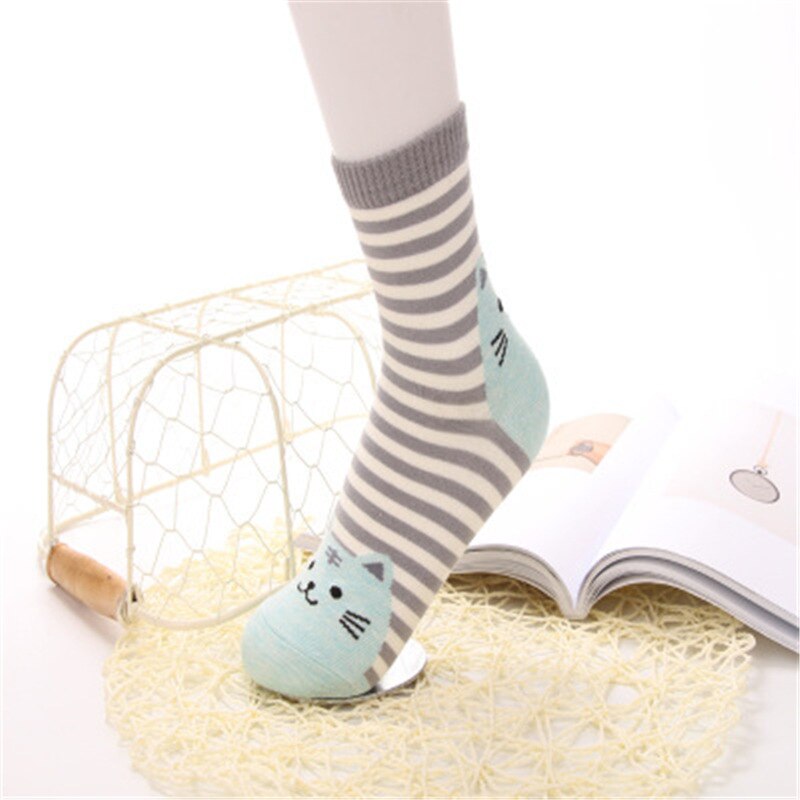 New Casual Harajuku Socks Women Cat Prints Cartoon Animals Cat Pattern Striped Cotton Socks Femme Floor Meias Socks Kawaii