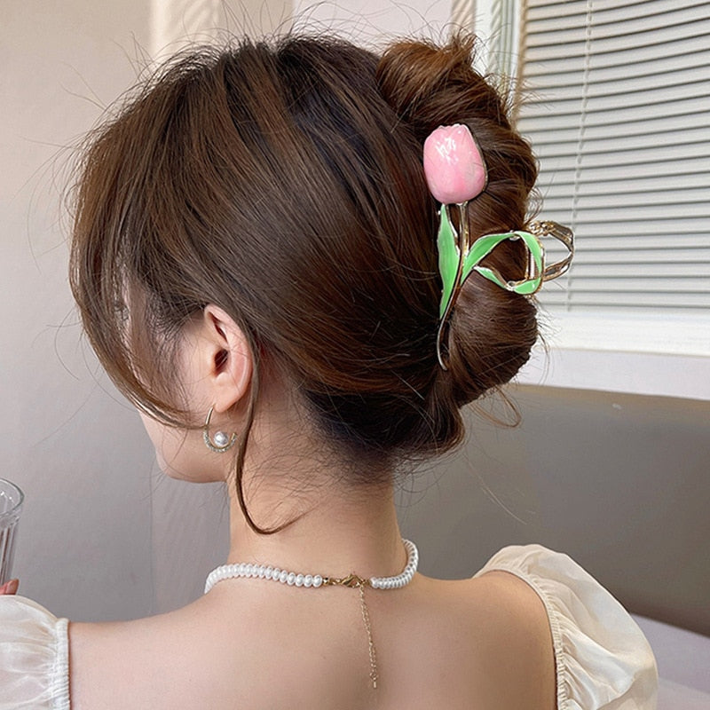 New Korean Vintage Flowers Large Metal Hair Claw Clip Ponytail Women Butterfly Shark Alloy Hair Claw Barrette Hair Accessories