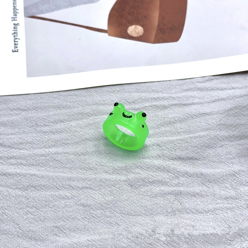 Colorful Luminous Frogs Acrylic Ring for Women Cute Funny Cartoon Animal Aesthetic Glow In The Dark Rings Summer Jewelry Gift