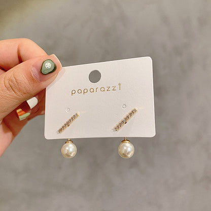 New Pearl Rhinestone Bear Love Earrings Female Exquisite Small Earrings Korea Simple Cute Earrings Female Party Jewelry