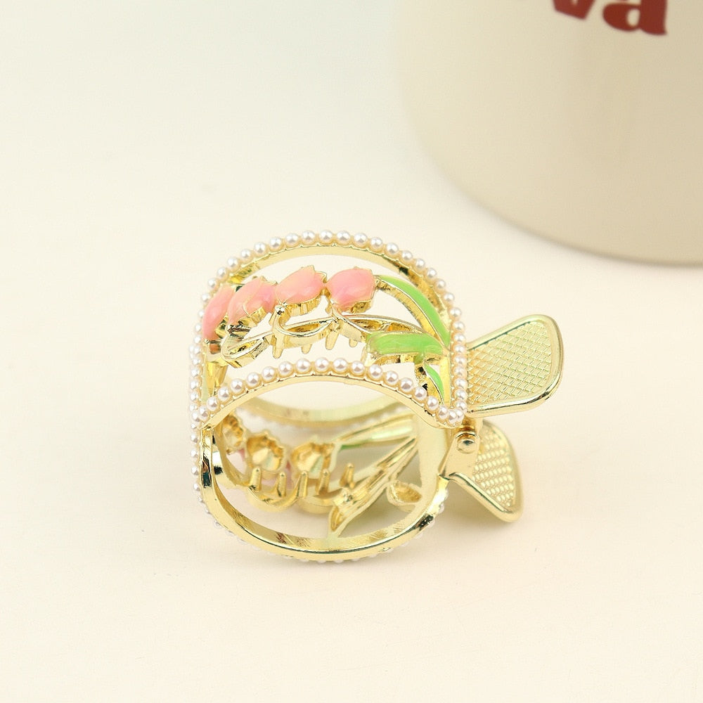 New Korean Vintage Flowers Large Metal Hair Claw Clip Ponytail Women Butterfly Shark Alloy Hair Claw Barrette Hair Accessories