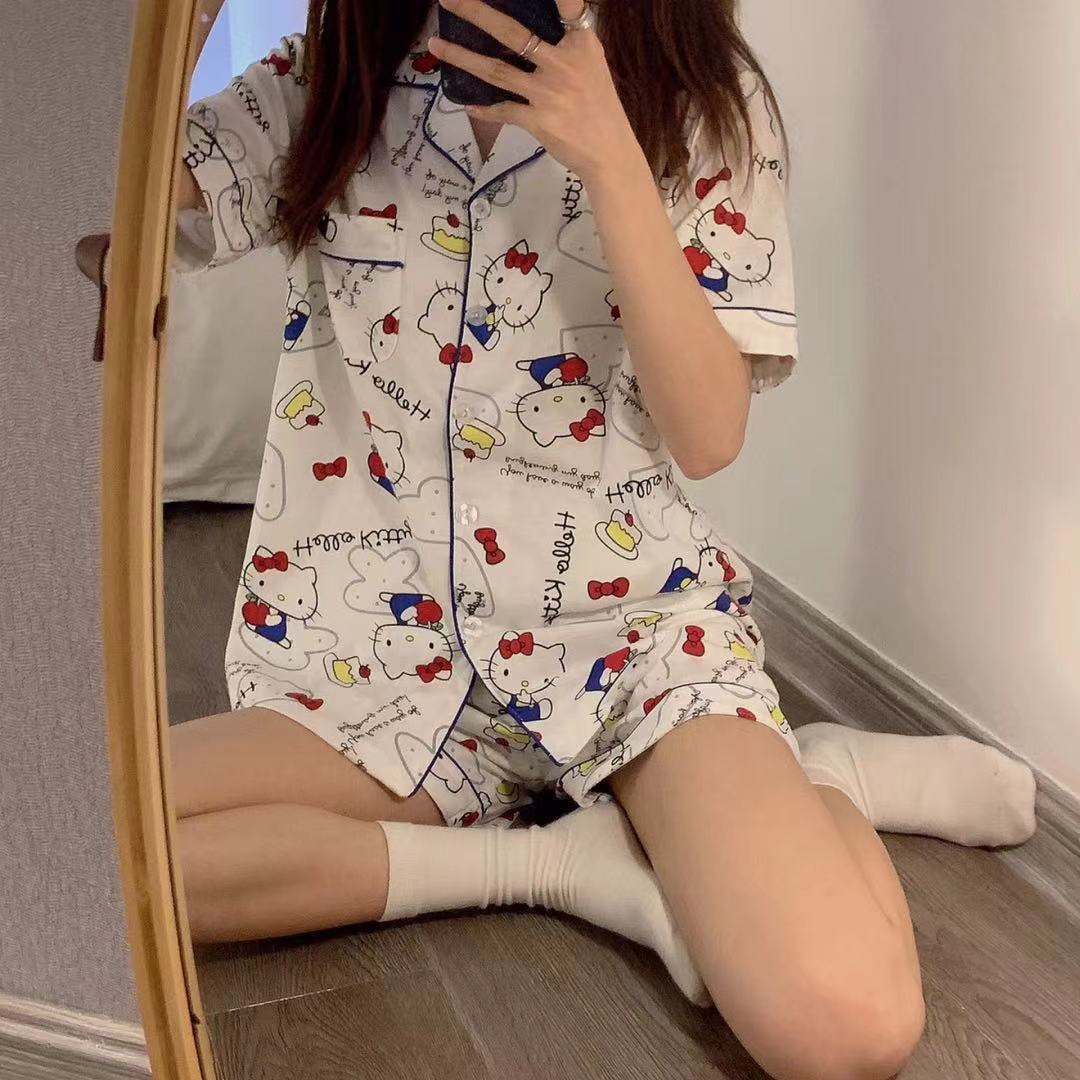 Sanrio Kawaii Pochacco Women Winter Warm Flannel Pajamas Thick Coral Velvet Long Sleeve Cartoon Sleepwear Kawaii Home Suit Coat