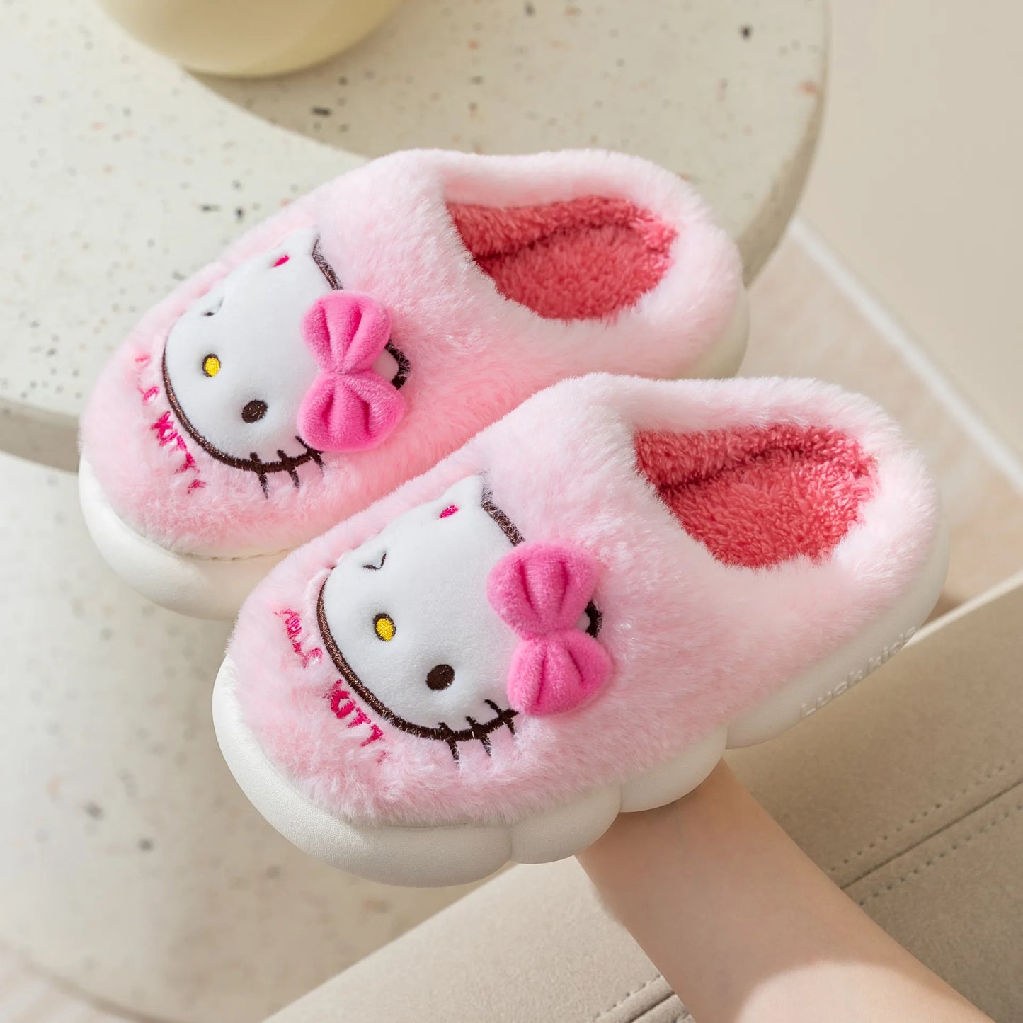 Kawaii Sanrio Hello Kitty Slippers Non-Slip Warm Cute Cartoon Anime Home Autumn and Winter Girls Plush Slipper Plush Gifts