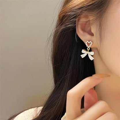 White Color Flower Dangle Earrings for Women Heart Flower Round Leaf Triangle Pearl Bowknot Round Earring Jewelry Brincos