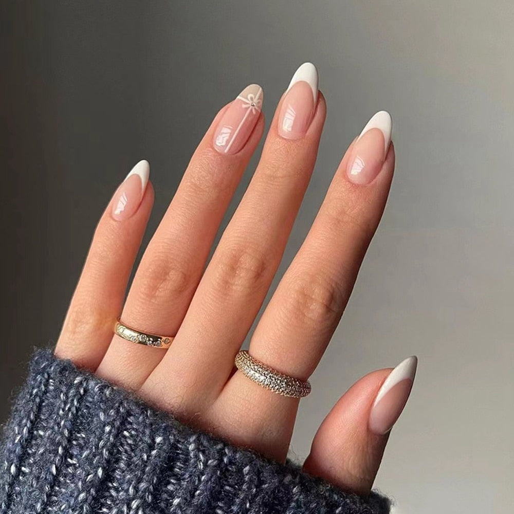 24Pcs Almond Fake Nail Gradient Simple French False Nails Daisy Flower Design Manicure Nails Detachable Full Cover Press On Nail