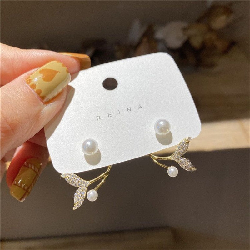 New Pearl Rhinestone Bear Love Earrings Female Exquisite Small Earrings Korea Simple Cute Earrings Female Party Jewelry