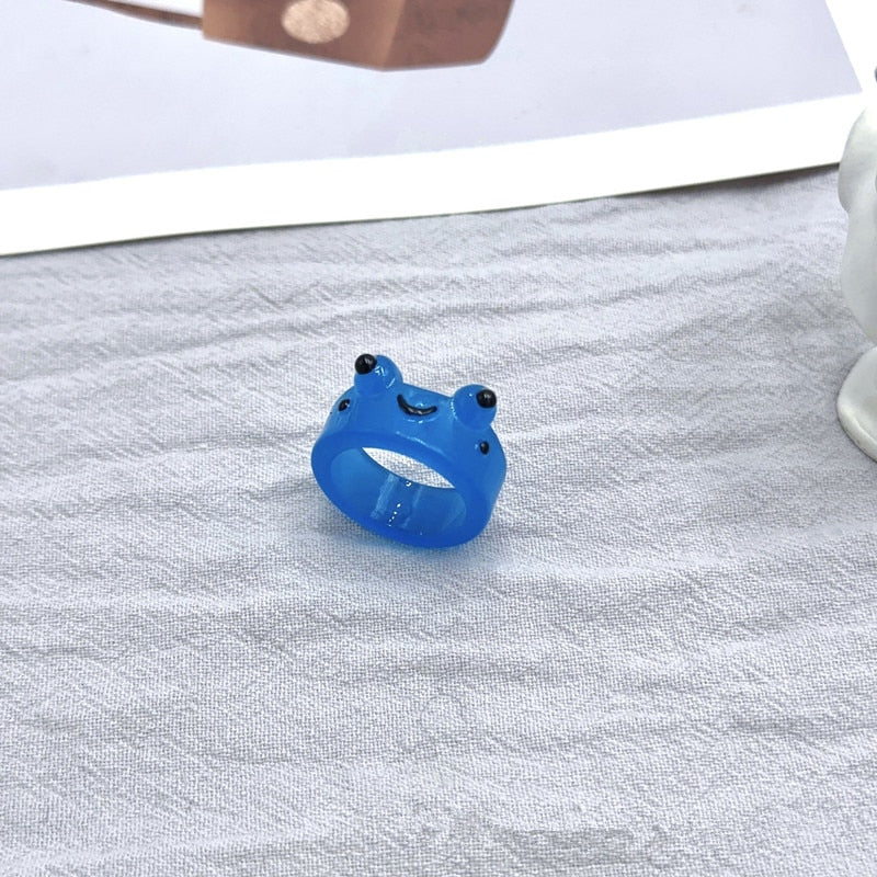 Colorful Luminous Frogs Acrylic Ring for Women Cute Funny Cartoon Animal Aesthetic Glow In The Dark Rings Summer Jewelry Gift