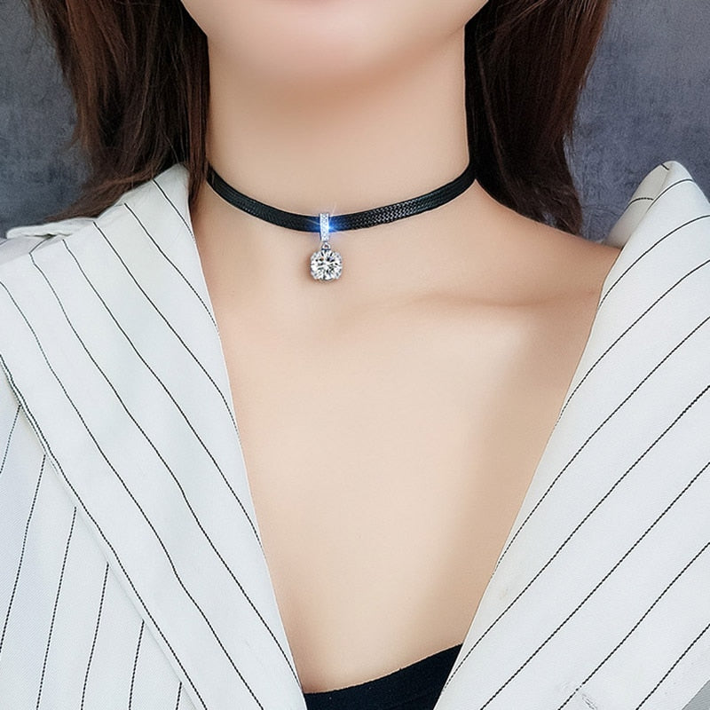 Glitter Zircon Geometric Pendant Choker Black Leather Short Necklace for Women Temperament Aesthetic Jewelry Accessories