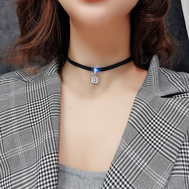Glitter Zircon Geometric Pendant Choker Black Leather Short Necklace for Women Temperament Aesthetic Jewelry Accessories