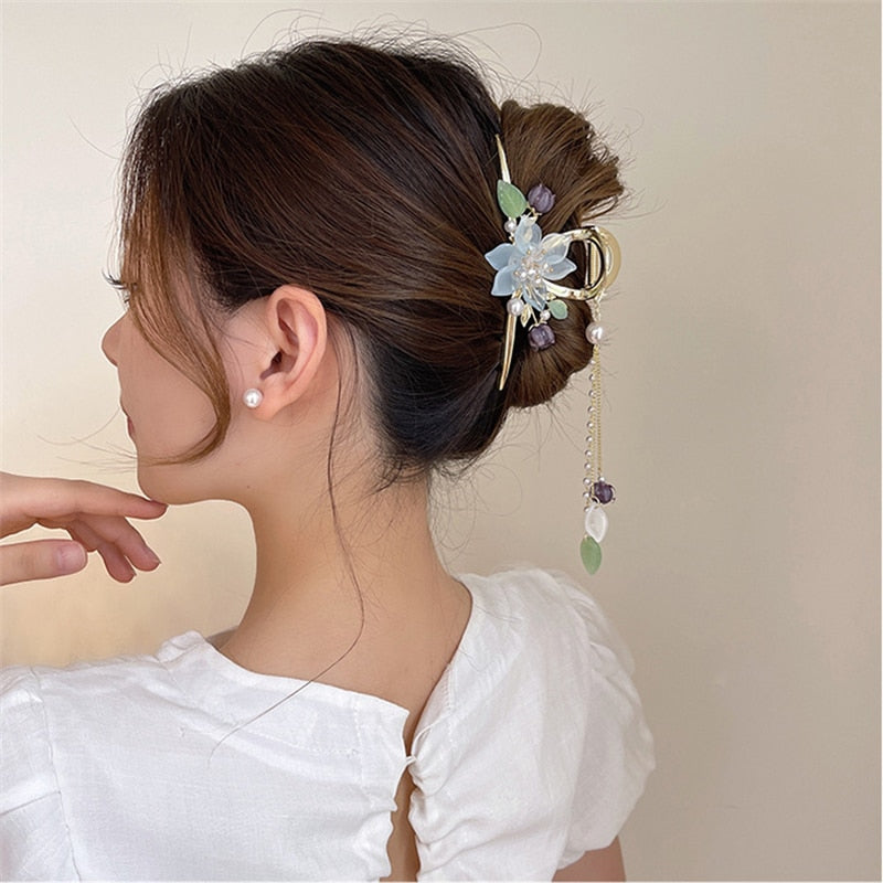 New Classical Orchid Pearl Tassel Grab Clip Ladies Ponytail Clip Flower Shark Clip Girl Elegant Headwear Accessories