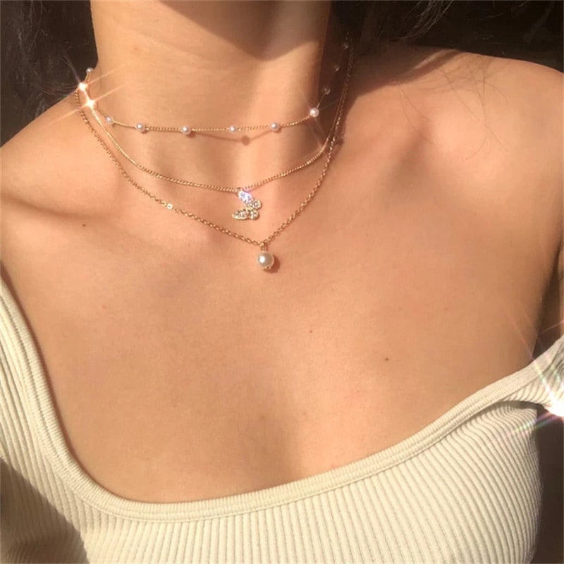 Black Butterfly Pendant Necklace Bead Opal Chain Shiny Women Trendy Temperament Jewelry Choker Necklace Wedding Jewelry