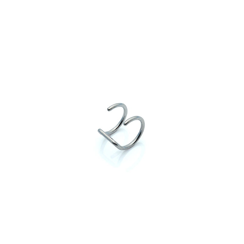 1pcs Women Lips Rings Medical Titanium Steel Fake Nose Ring Septum Piercing Clip on Mouth Ring Fake Piercing Body Clip Hoop