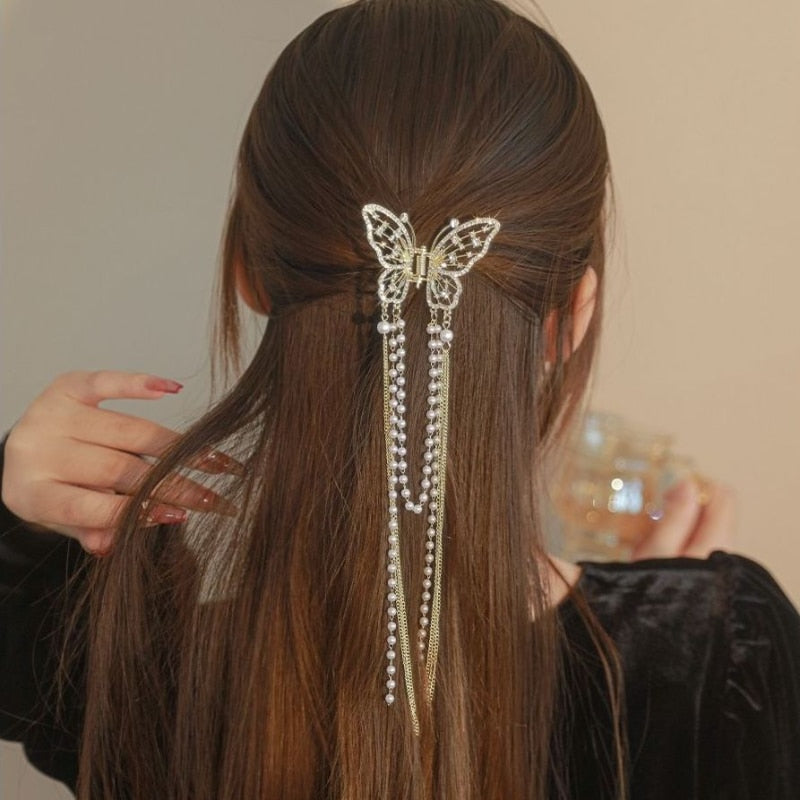 New Female Butterfly Pearl Tassel Hair Claw Rhinestone Clip Korean Simple Shark Ponytail Crab Clip Girls Hair Accessories
