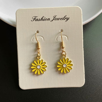 Korean Fashion Flower Pendant Necklace for Girl Women White Yellow Color Trendy Choker Necklace Gift for Summer Wholesale