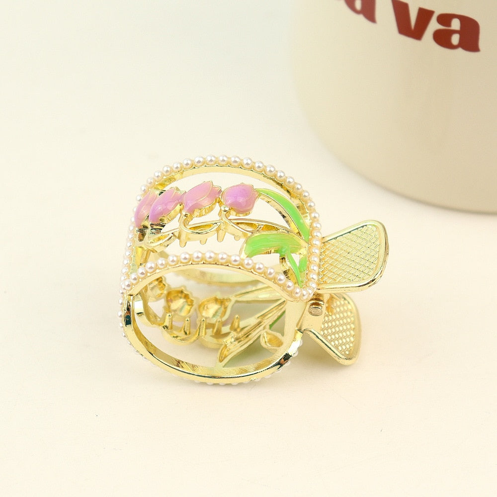 New Korean Vintage Flowers Large Metal Hair Claw Clip Ponytail Women Butterfly Shark Alloy Hair Claw Barrette Hair Accessories