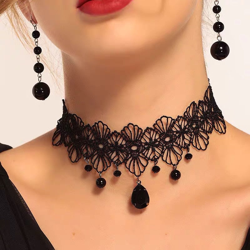 Korean Fashion Velvet Choker Necklace for Women Vintage Lace Necklace with Pendants Gothic Girl Neck Jewelry Accessories