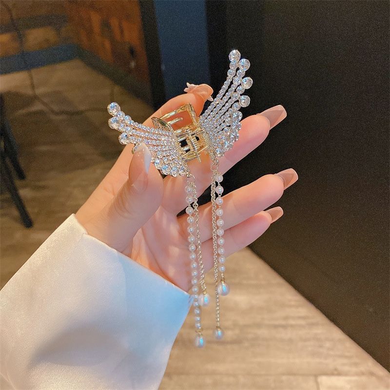 New Female Butterfly Pearl Tassel Hair Claw Rhinestone Clip Korean Simple Shark Ponytail Crab Clip Girls Hair Accessories