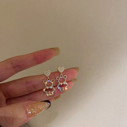 New Pearl Rhinestone Bear Love Earrings Female Exquisite Small Earrings Korea Simple Cute Earrings Female Party Jewelry