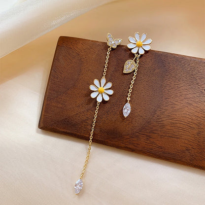 New Cute Daisy Flower Pendant Hoop Earrings For Women Trending Korean Sweet Circle Earrings Girl Wedding Party Jewelry Gift