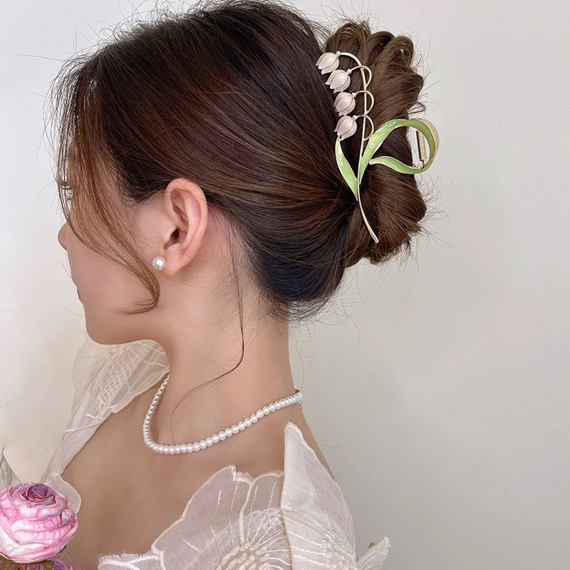 New Korean Vintage Flowers Large Metal Hair Claw Clip Ponytail Women Butterfly Shark Alloy Hair Claw Barrette Hair Accessories
