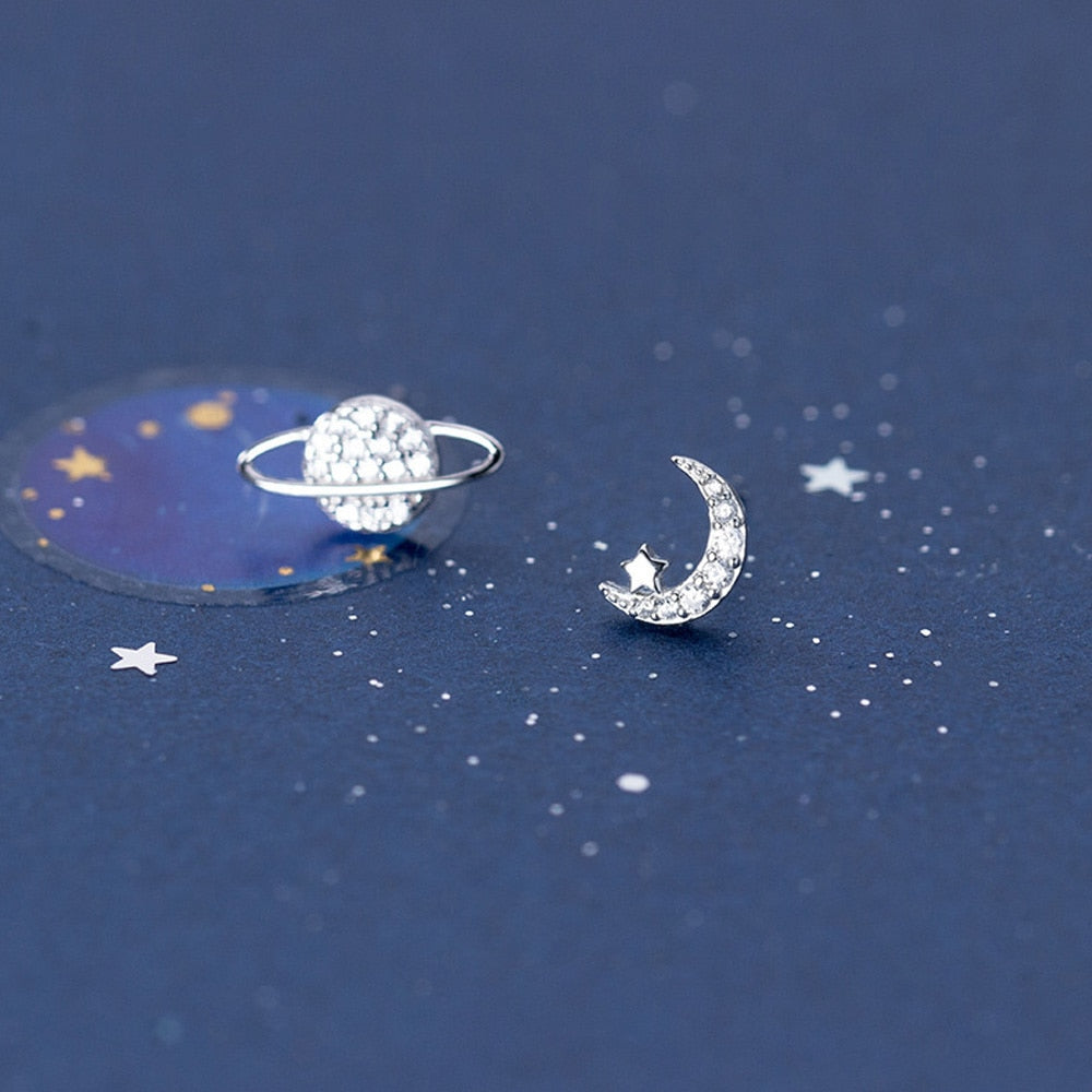 Fashion Astronaut Star Moon Stud Earrings Women Silver Color Zircon Asymmetric Lovely Mini Ear Pierced Studs Party Jewelry Gifts
