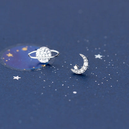 Fashion Astronaut Star Moon Stud Earrings Women Silver Color Zircon Asymmetric Lovely Mini Ear Pierced Studs Party Jewelry Gifts