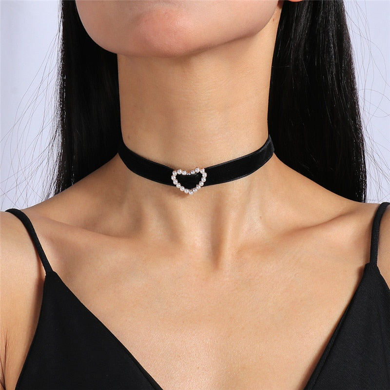 Fashion Black Velvet Chokers Necklaces Punk Style Statement Crystal Love Hearts Necklace For Women Party Jewelry