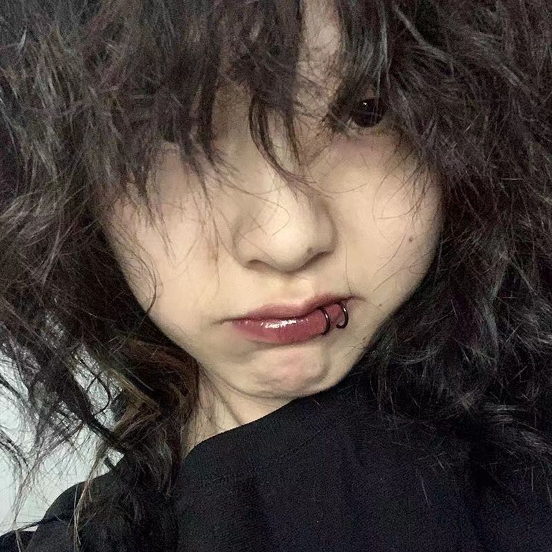 1pcs Women Lips Rings Medical Titanium Steel Fake Nose Ring Septum Piercing Clip on Mouth Ring Fake Piercing Body Clip Hoop