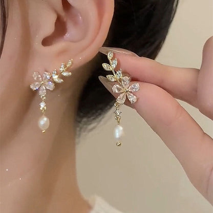 New Crystal Flower Drop Earrings for Women Fashion Jewelry Rhinestones Earrings Gift for Party Best Friend